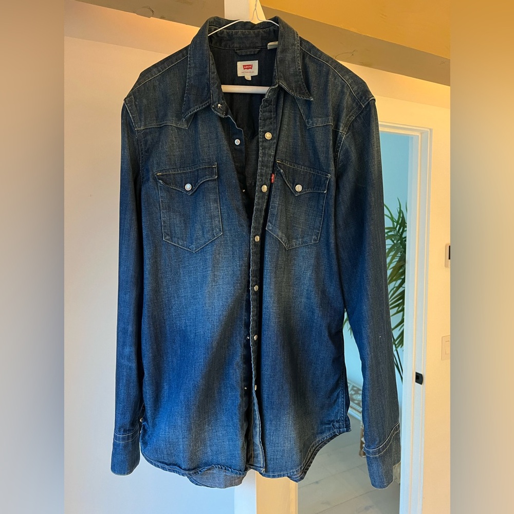 Levi’s denim shirt